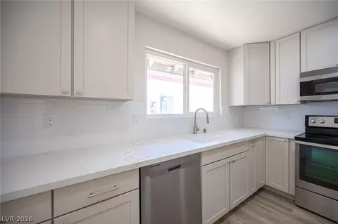 2323 El Cerrito Cir, Las Vegas, NV 89108