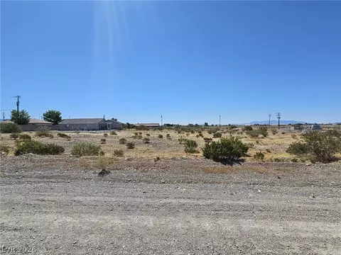 2681 E Dapple St, Pahrump, NV 89048