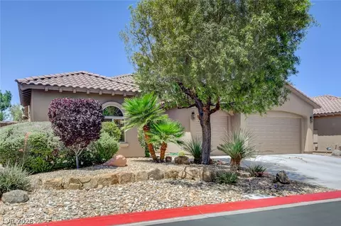 7521 Java Sparrow St, North Las Vegas, NV 89084