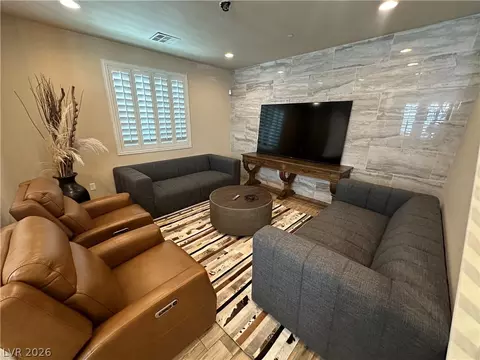 11402 Newton Commons Dr #101, Las Vegas, NV 89135