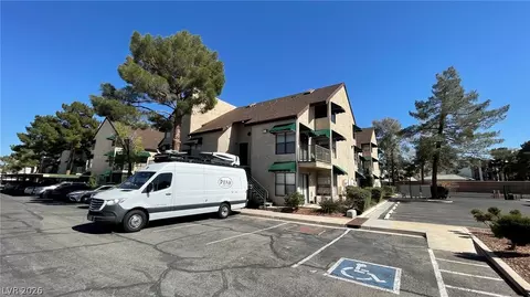 500 Elm Dr #203, Las Vegas, NV 89169