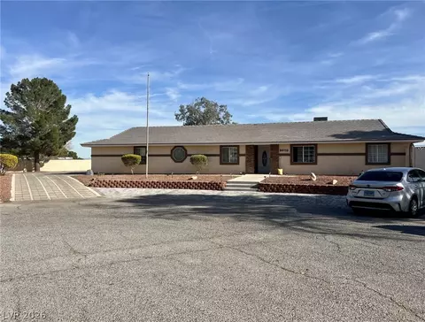 6070 Mann St, Las Vegas, NV 89118