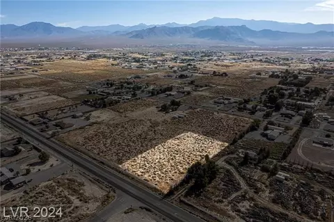 3751 S Homestead Rd, Pahrump, NV 89048