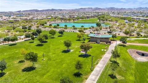 View/Area - 937 E Sunset Rd, Henderson, NV 89011 photo 2 of 9