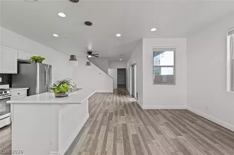 937 E Sunset Rd, Henderson, NV 89011 photo 5