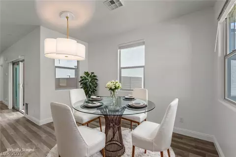 Dining - 937 E Sunset Rd, Henderson, NV 89011 photo 1 of 1