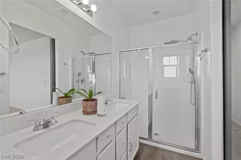 Bath - 937 E Sunset Rd, Henderson, NV 89011 photo 3 of 3
