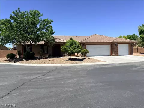 210 Mondale Ct, Pahrump, NV 89048