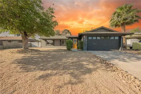 1047 Westminster Ave, Las Vegas, NV 89119
