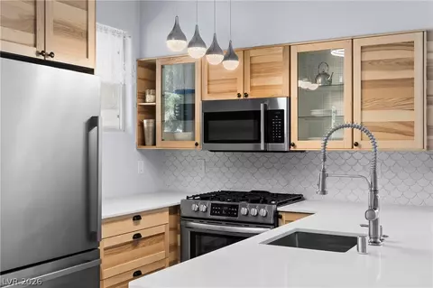 9050 W Warm Springs Rd #2009, Las Vegas, NV 89148