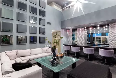 2700 Las Vegas Blvd #4301, Las Vegas, NV 89109