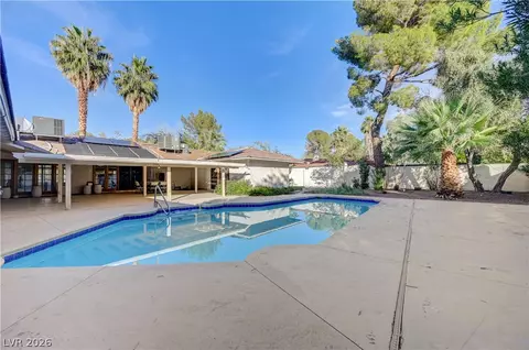 3689 N Rosecrest Cir, Las Vegas, NV 89121