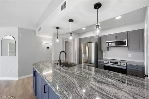 1150 N Buffalo Dr #2026, Las Vegas, NV 89128