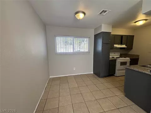 2504 E Mesquite Ave, Las Vegas, NV 89101