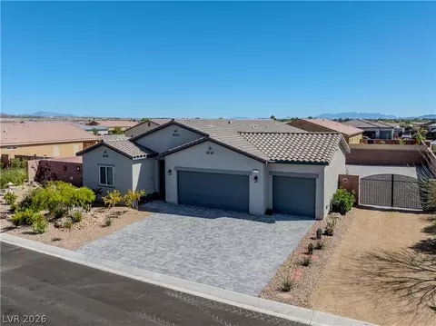73 Hawk Ave, Pahrump, NV 89060