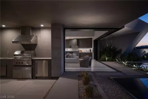 8 Chisel Crest Ct, Henderson, NV 89012 photo 31