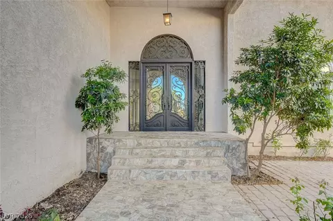 5167 Jarom St, Las Vegas, NV 89120