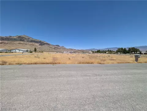 4401 Serenity Ct, Pahrump, NV 89060