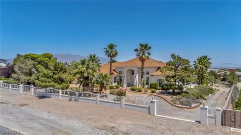 6240 N Hualapai Way, Las Vegas, NV 89149