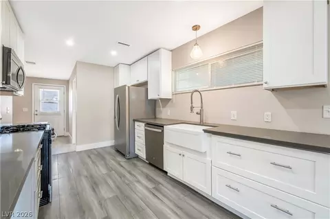 243 Tungsten St, Henderson, NV 89015