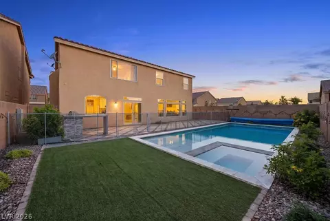 9610 Twin Rivers Ct, Las Vegas, NV 89139