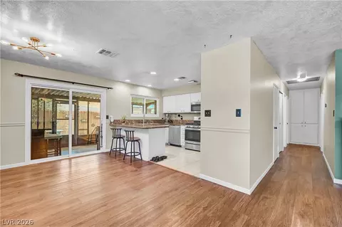 1102 Arapaho Way, Boulder City, NV 89005