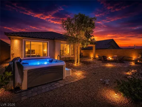 10959 Gardenova Ave, Las Vegas, NV 89166