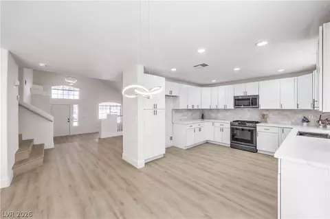 9115 Sangria Ln, Las Vegas, NV 89147