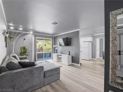 2606 S Durango Dr #258, Las Vegas, NV 89117