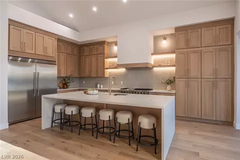 8800 Lusso Ct, Las Vegas, NV 89134