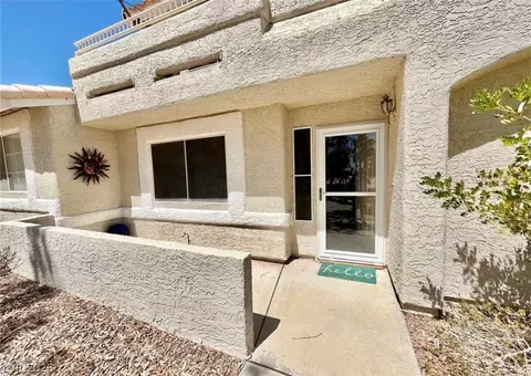 2205 Camel Mesa Dr, Laughlin, NV 89029