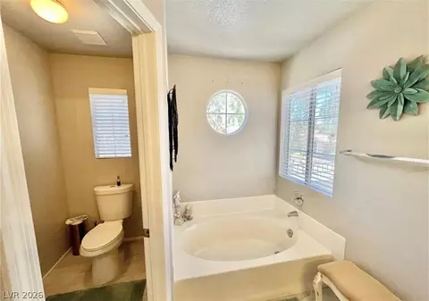 Bath - 2205 Camel Mesa Dr, Laughlin, NV 89029 photo 5 of 5