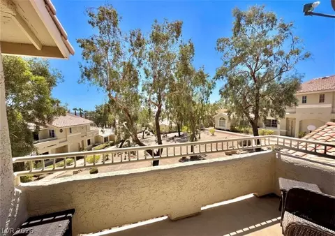 Exterior - 2205 Camel Mesa Dr, Laughlin, NV 89029 photo 2 of 4