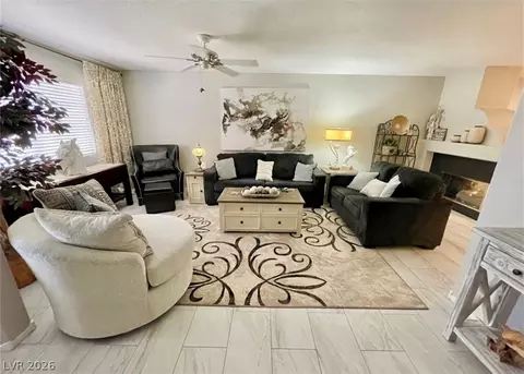 Living - 2205 Camel Mesa Dr, Laughlin, NV 89029 photo 3 of 6