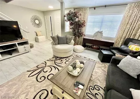 Living - 2205 Camel Mesa Dr, Laughlin, NV 89029 photo 5 of 6