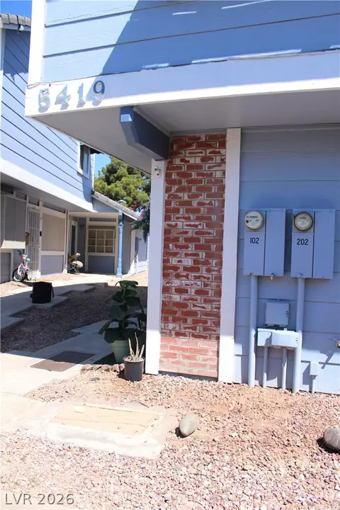 5419 Centurion Ct #102, Las Vegas, NV 89122