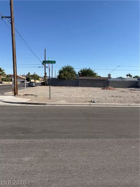 Lucerne, Las Vegas, NV 89104