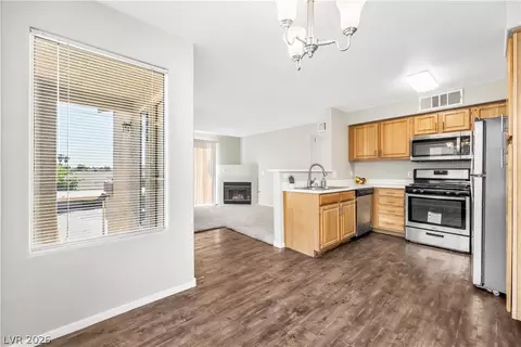5710 E Tropicana Ave #2073, Las Vegas, NV 89122