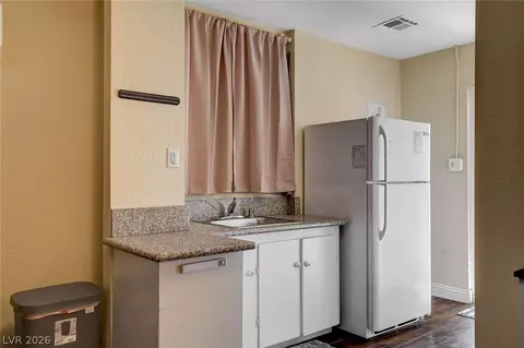 Kitchen - 672 8th St, Boulder City, NV 89005 photo 3 of 3