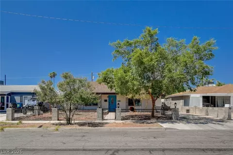 672 8th St, Boulder City, NV 89005