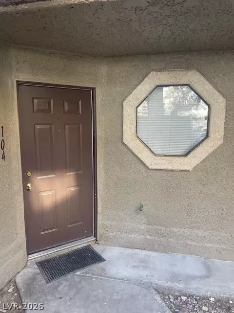 5046 S Rainbow Blvd #104, Las Vegas, NV 89118