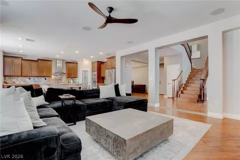 8584 Myrtle Flag Ave, Las Vegas, NV 89178