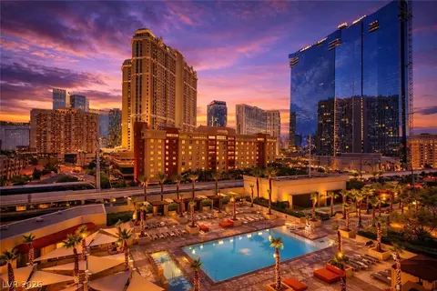 135 E Harmon Ave #703, Las Vegas, NV 89109