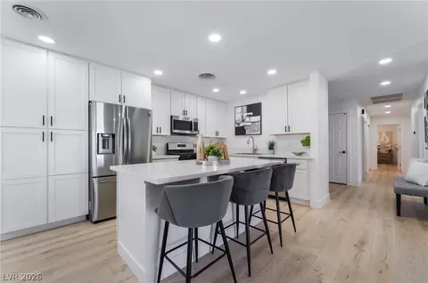431 Scenic Dr, Henderson, NV 89002
