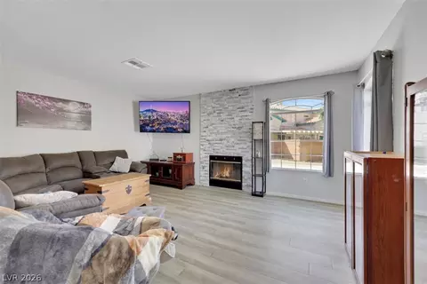 2749 Stargate St, Las Vegas, NV 89108