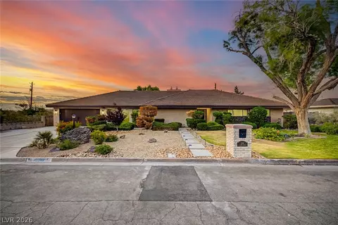 236 E Country Club Dr, Henderson, NV 89015