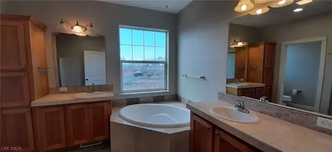 Bath - 380 E 224th South St, Ely, NV 89301 photo 1 of 2