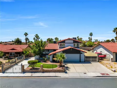5301 Kalmia Dr, Las Vegas, NV 89103
