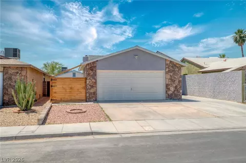 6017 Natures Dr, Las Vegas, NV 89122