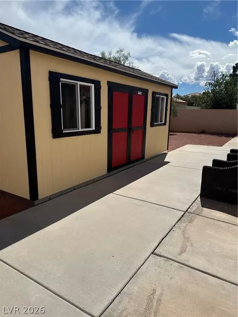 5105 W Desert Inn Rd, Las Vegas, NV 89146